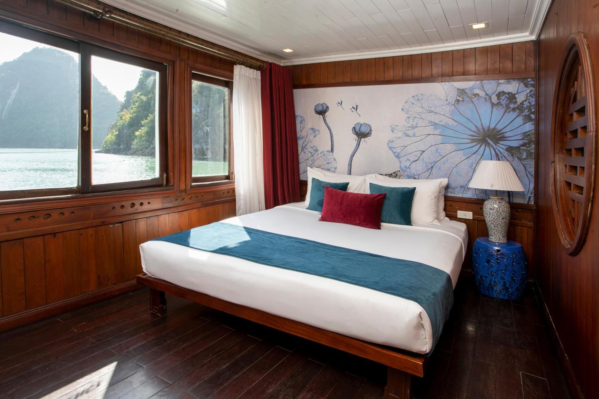 Bhaya Legend Cruises Hotel Ha Long Room photo