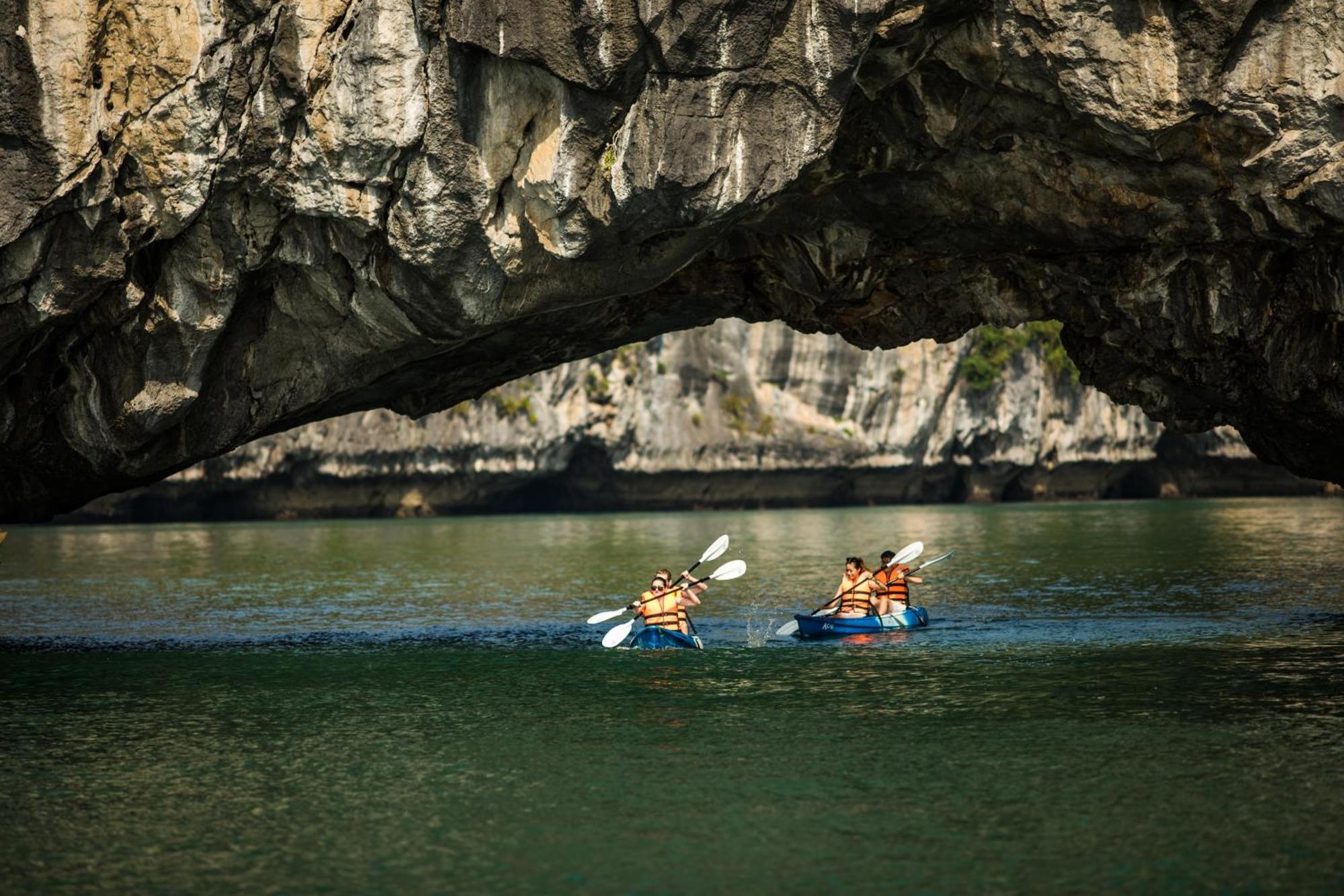 Bhaya Legend Cruises Hotel Ha Long Exterior photo