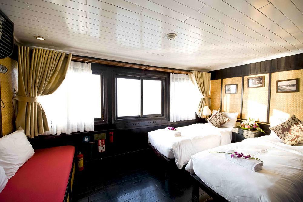 Bhaya Legend Cruises Hotel Ha Long Exterior photo